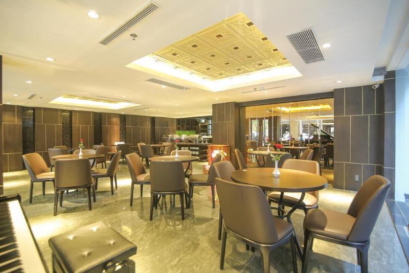 Palazzo Boutique Hotel Дананг Экстерьер фото